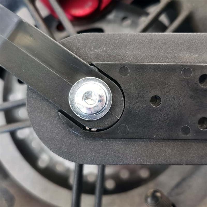Soporte guardabarros de plástico negro universal para Xiaomi M365 y Pro - Image 3